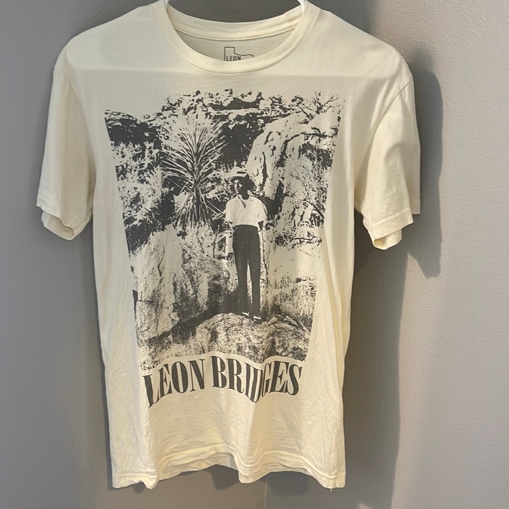 Leon Bridges Concert T-shirt